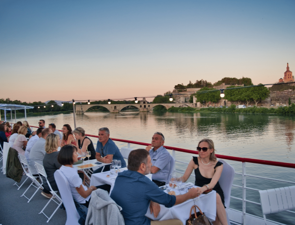 Grands Bateaux de provence Avignon croisiere