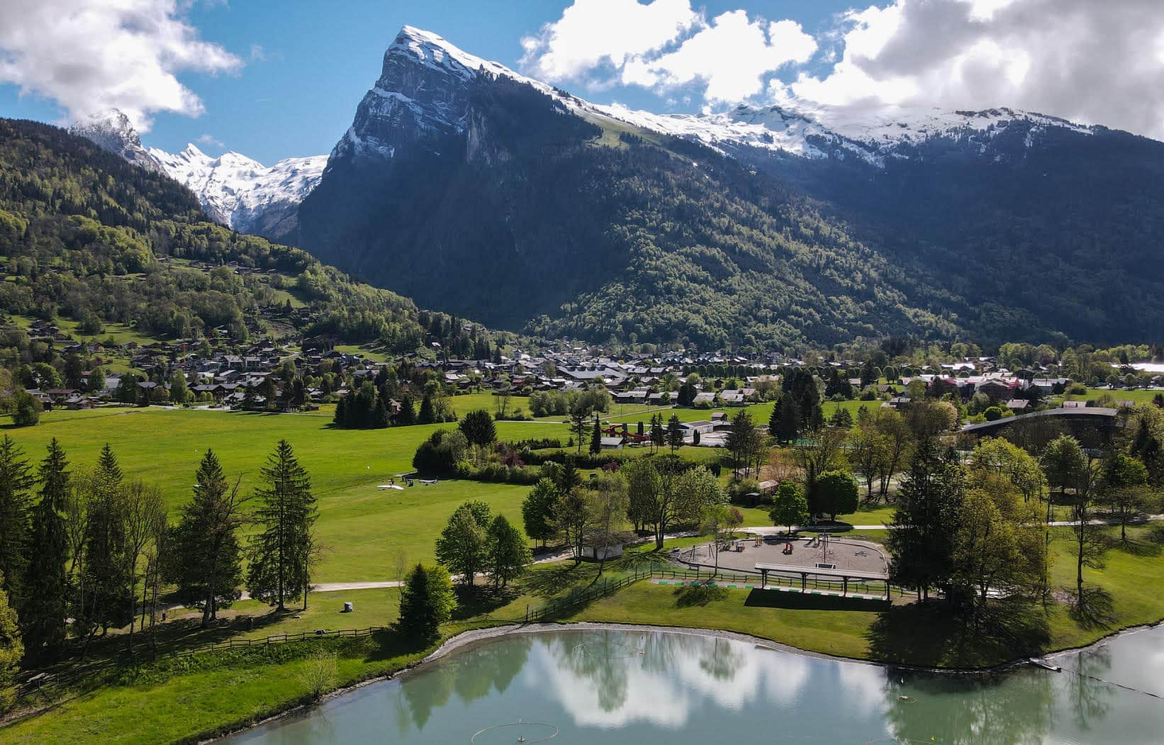 Vue panoramique Samoëns montagnes