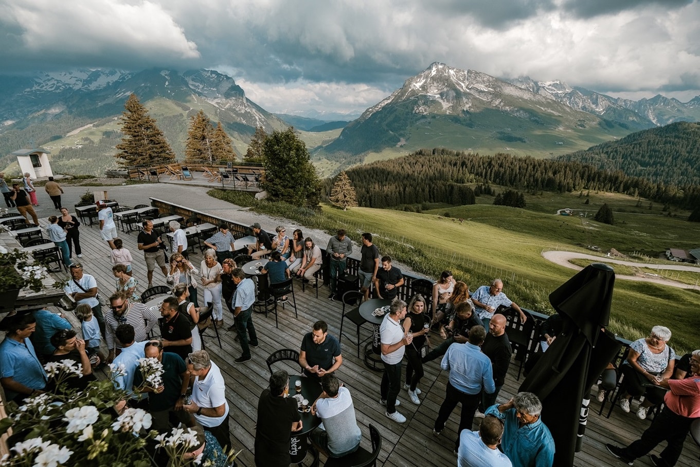 Terrasse avec vue panoramique Restaurant 1647 La Clusaz