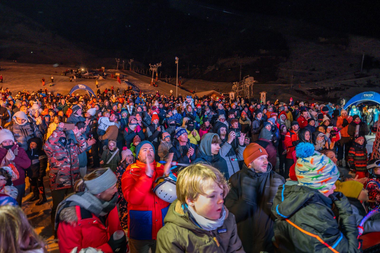 Descente flambeaux Orcières Merlette nocturne