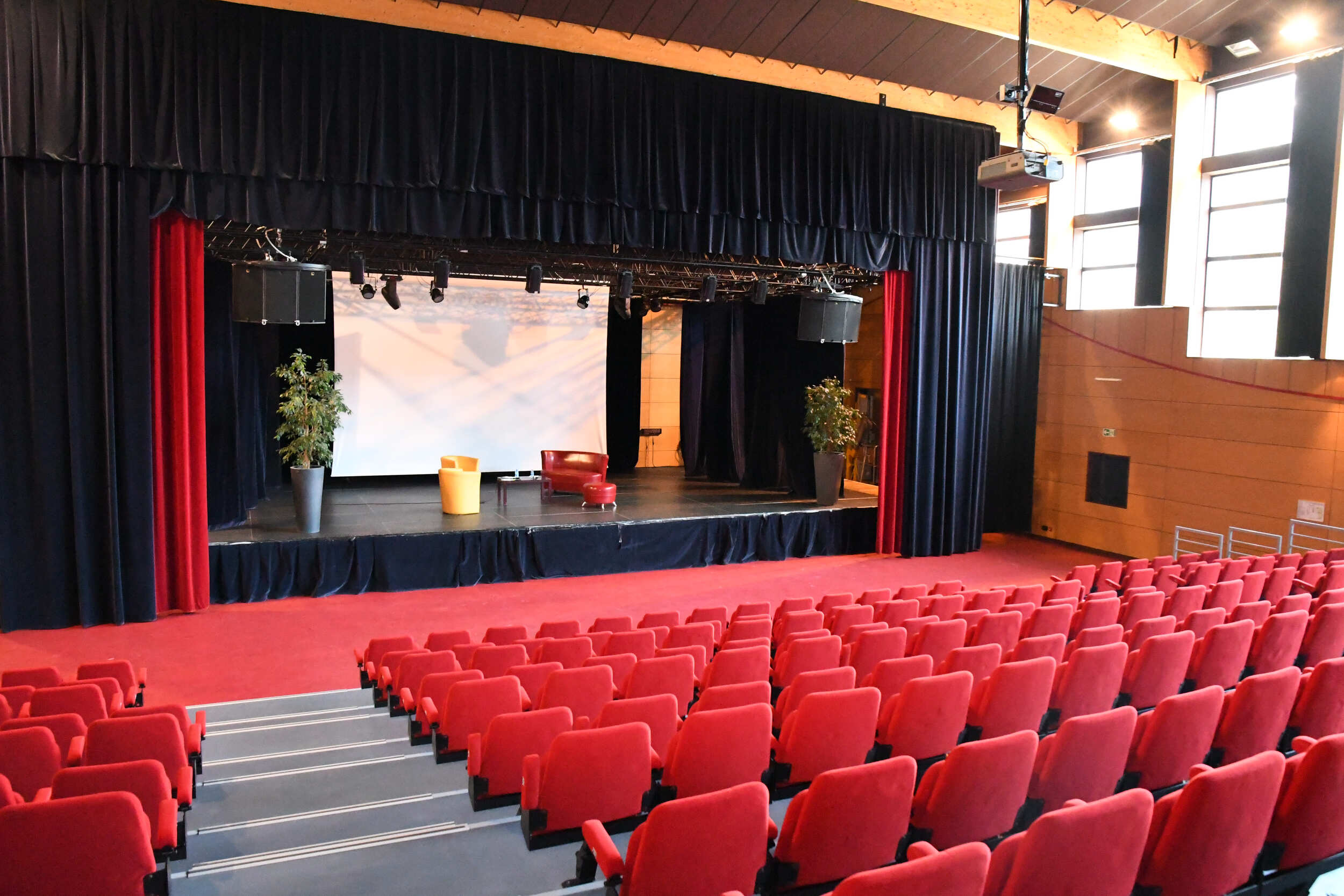 centre congrès amphithéâtre Samoëns La Bourgeoise