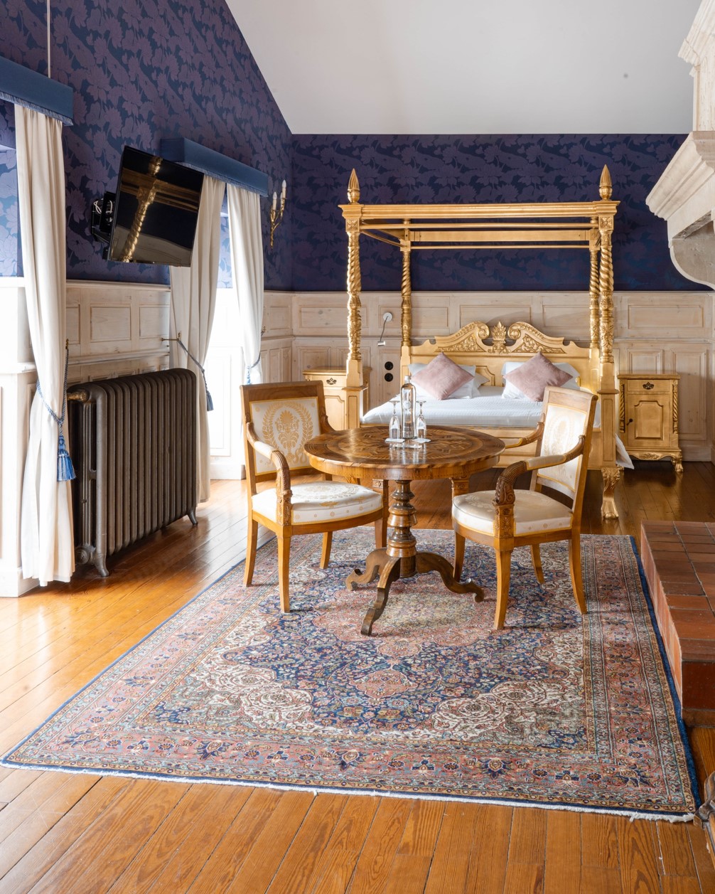 chambre luxe Château de Servolex hébergement séminaire séjour historique