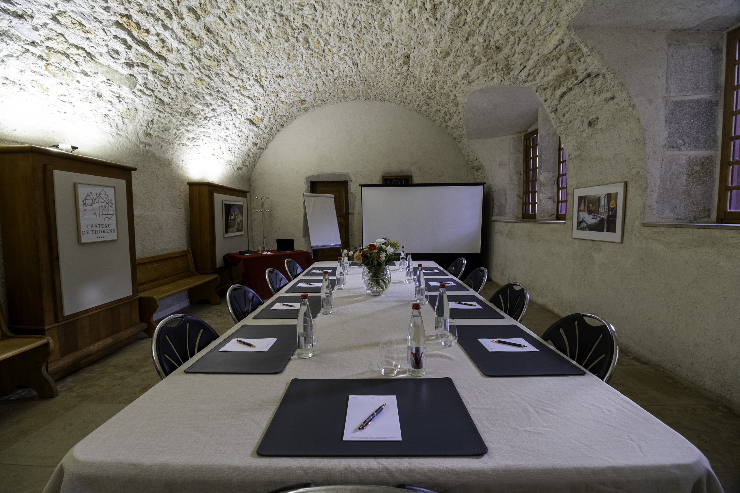 salle médiévale séminaire château thorens annecy