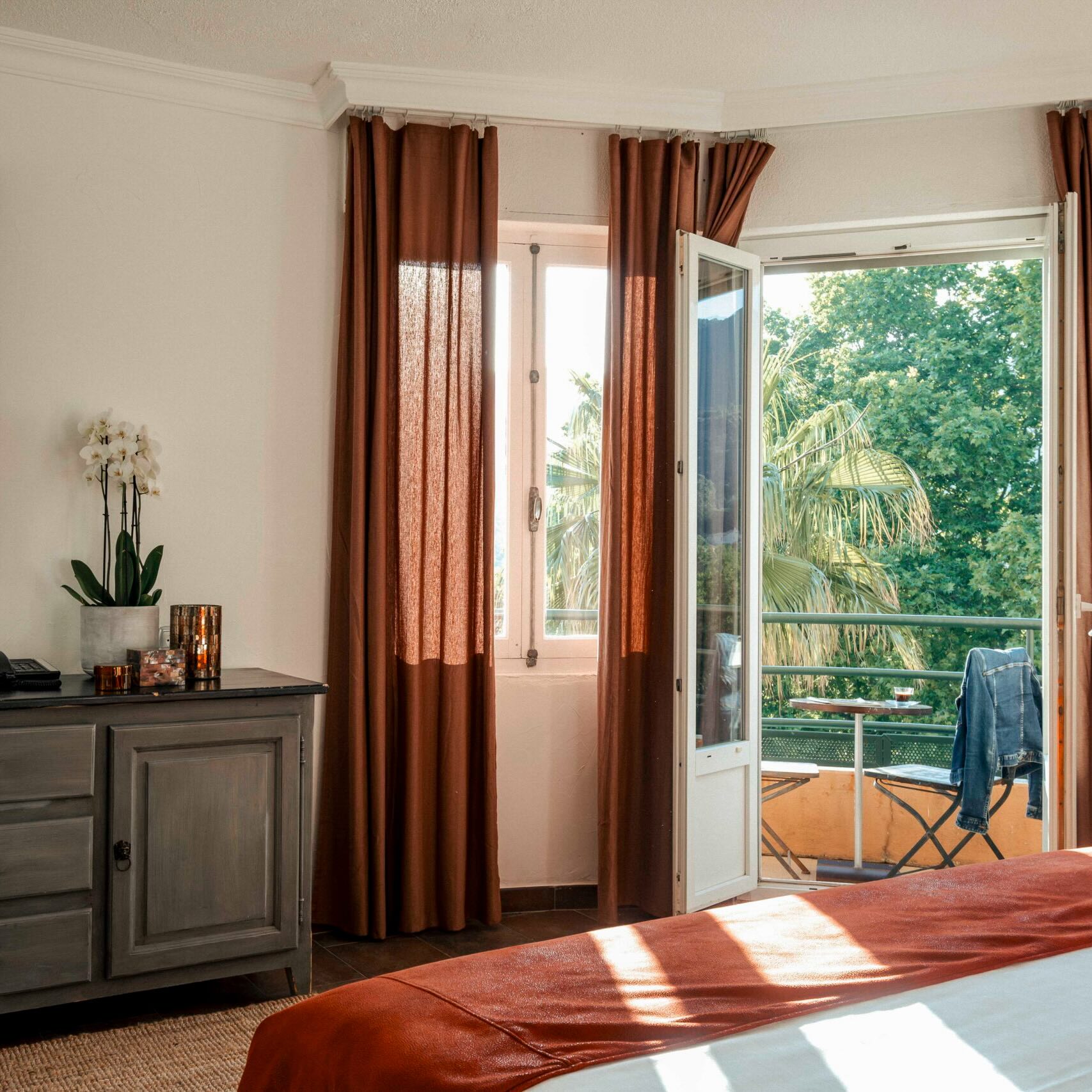 chambre avec vue balcon hôtel Surplage Cavalière