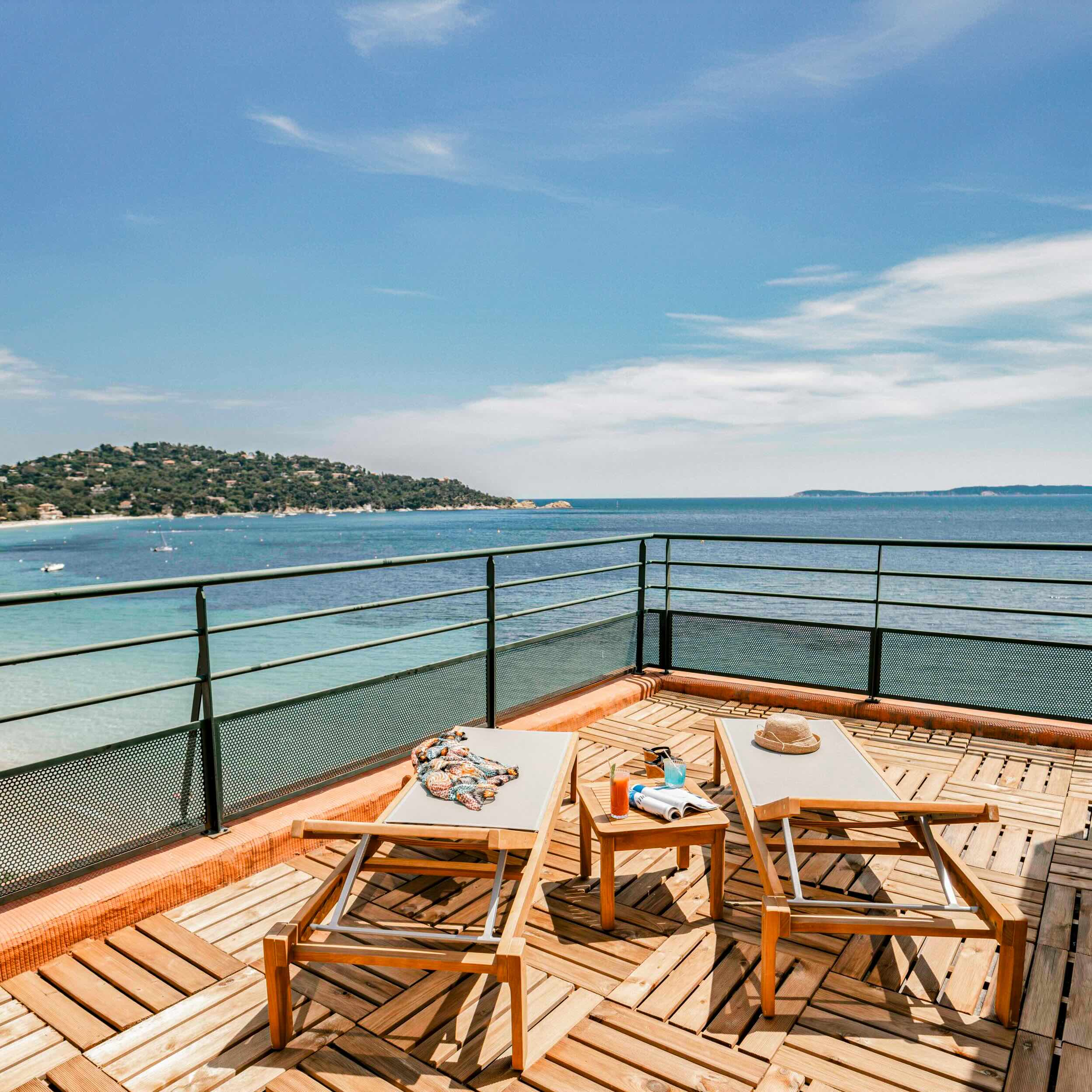 surplage hôtel cavalière terrasse privative vue mer chambre