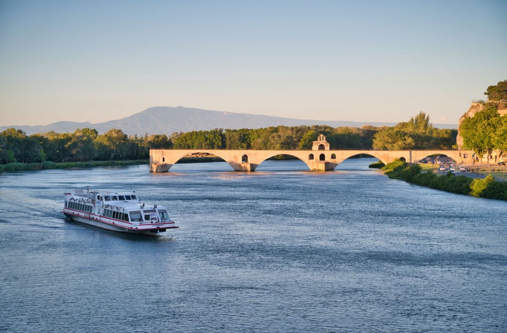 croisiere pont Avignon bateaux Provence