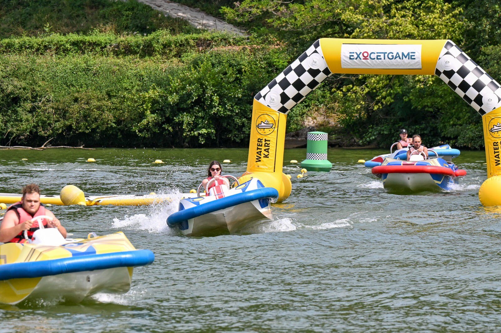 water adventure lyon wam park bateau gonflable activité nautique